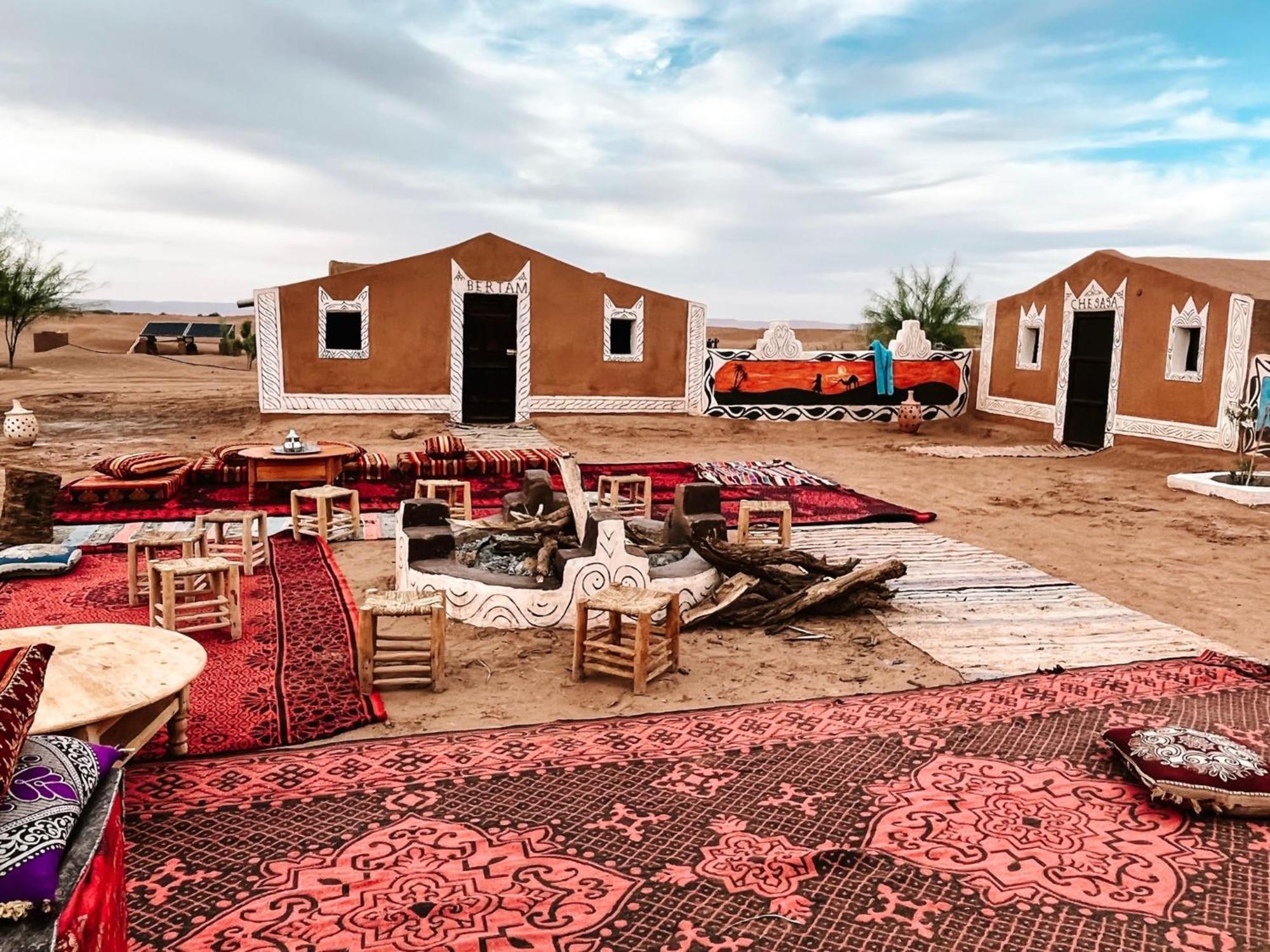 Desert Tours & Camp Chraika M'Hamid Exterior foto