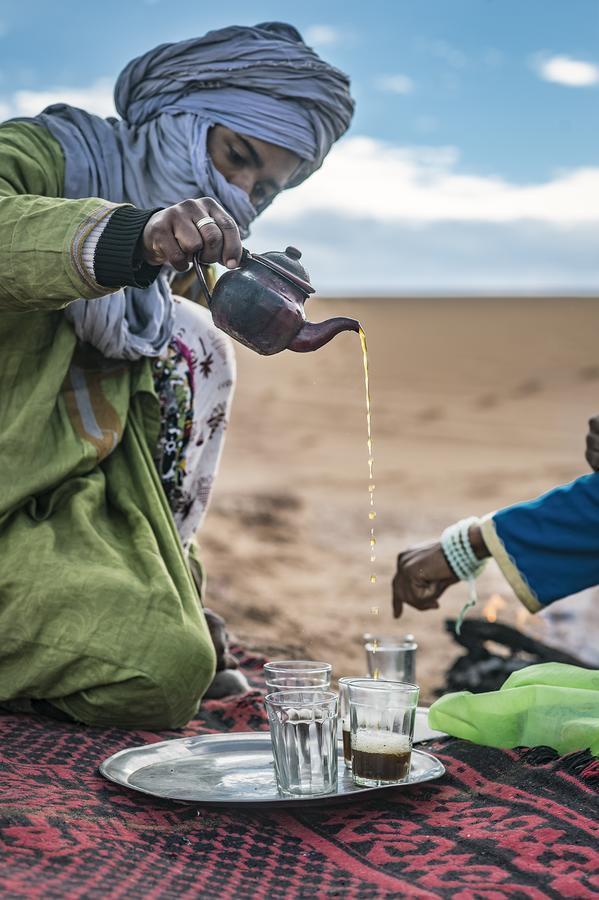 Desert Tours & Camp Chraika M'Hamid Exterior foto